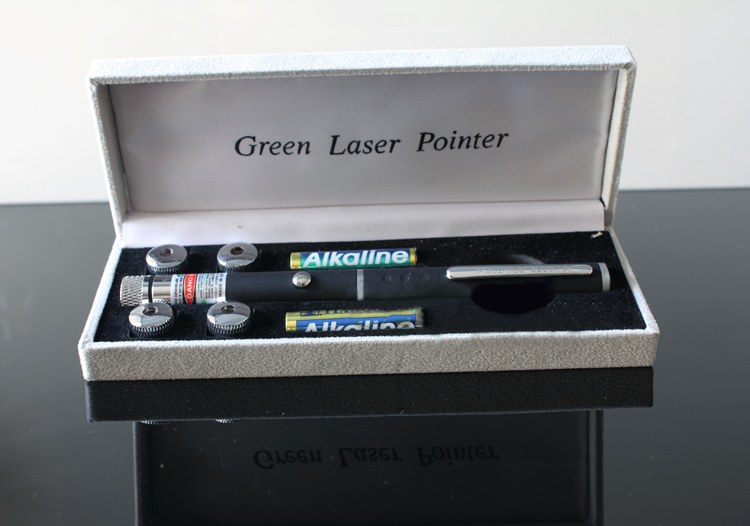 powerful green laser pointer 100mw 